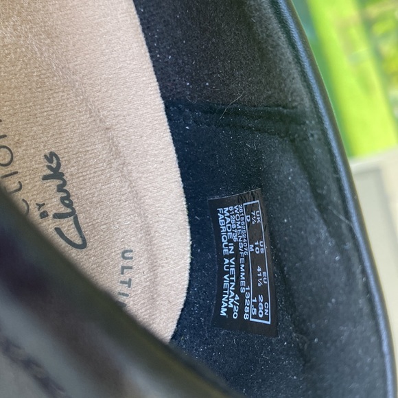 Clarks - Picture 8 of 16